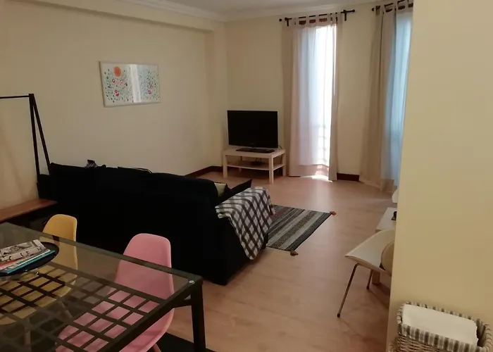 Sailorman House Авейру