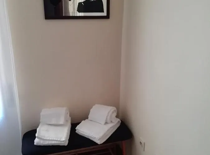 Sailorman House Авейру